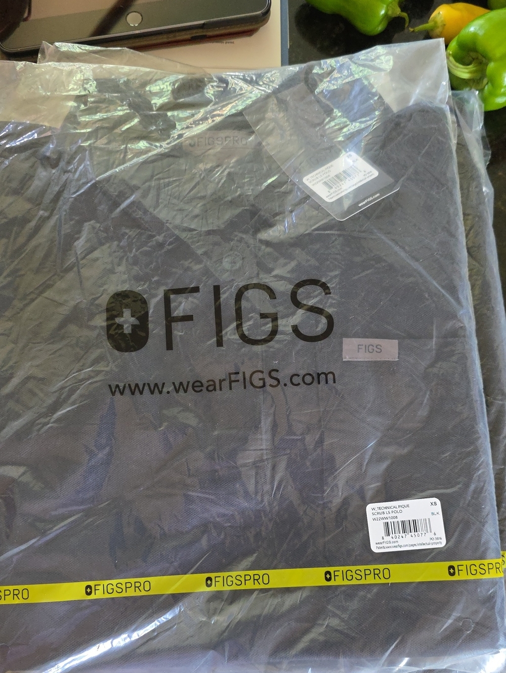 Figs Womens Black Short-Sleeve Polo Scrub Top
